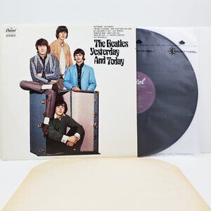 Beatles Yesterday Today Vinyl Record ST-2553 Purple Label Capitol Canada Cutout